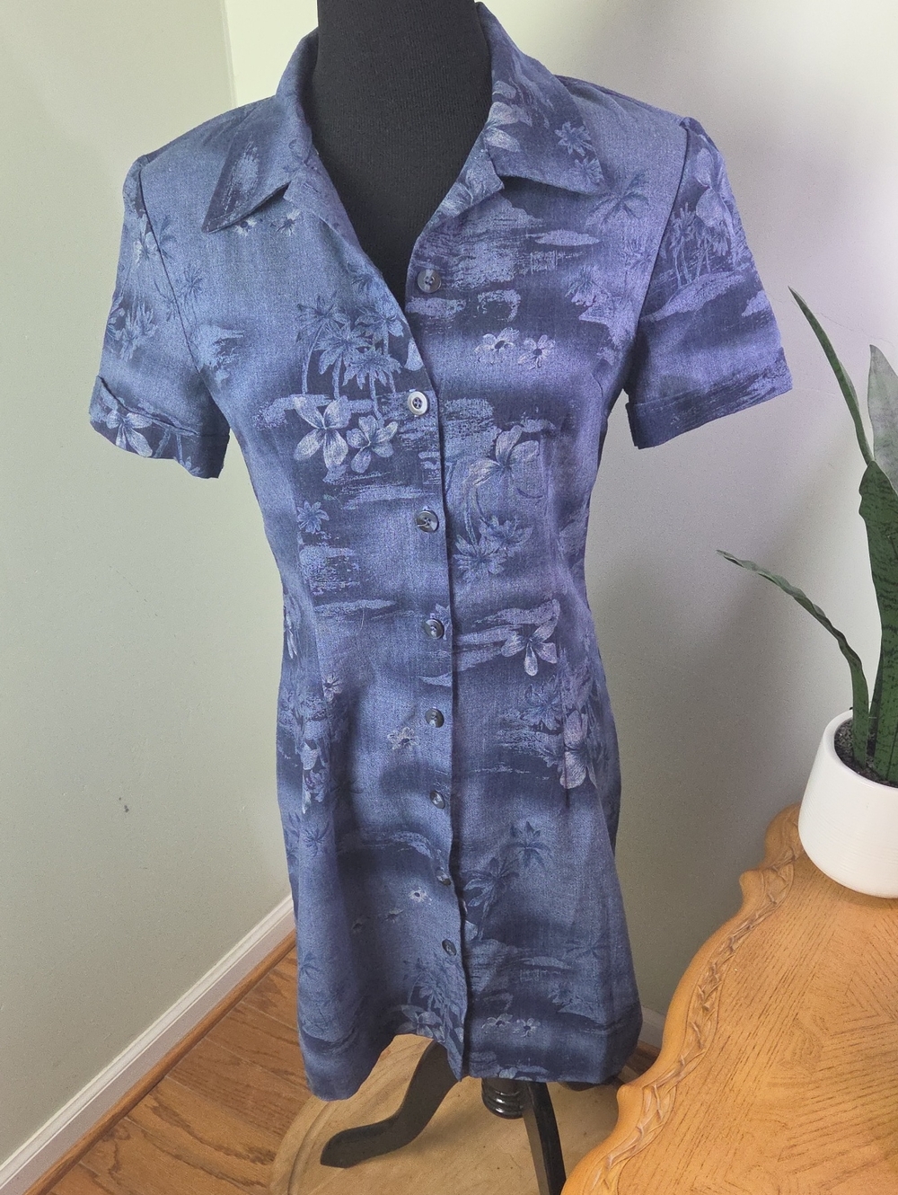 Vintage 90s Blue Hawaii shirt dress